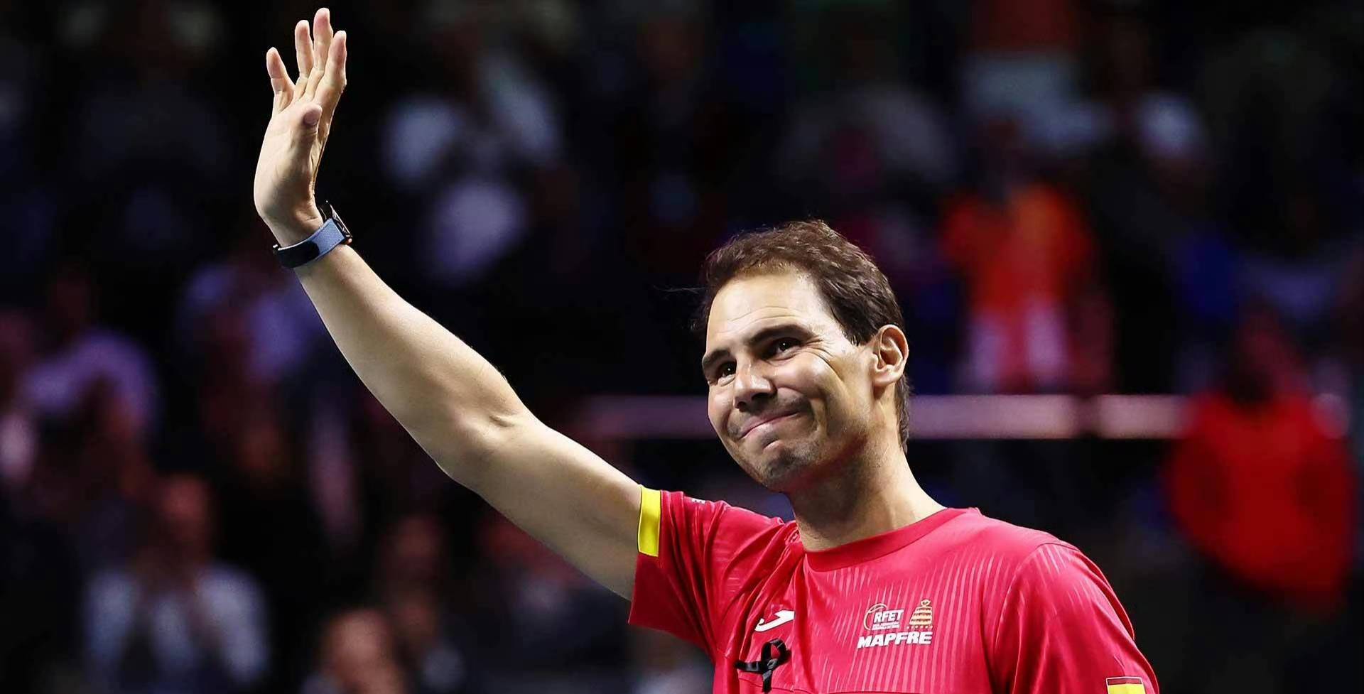 开云App-关于纳达尔在比赛中受伤退赛，羽毛球队主帅表示担忧的信息